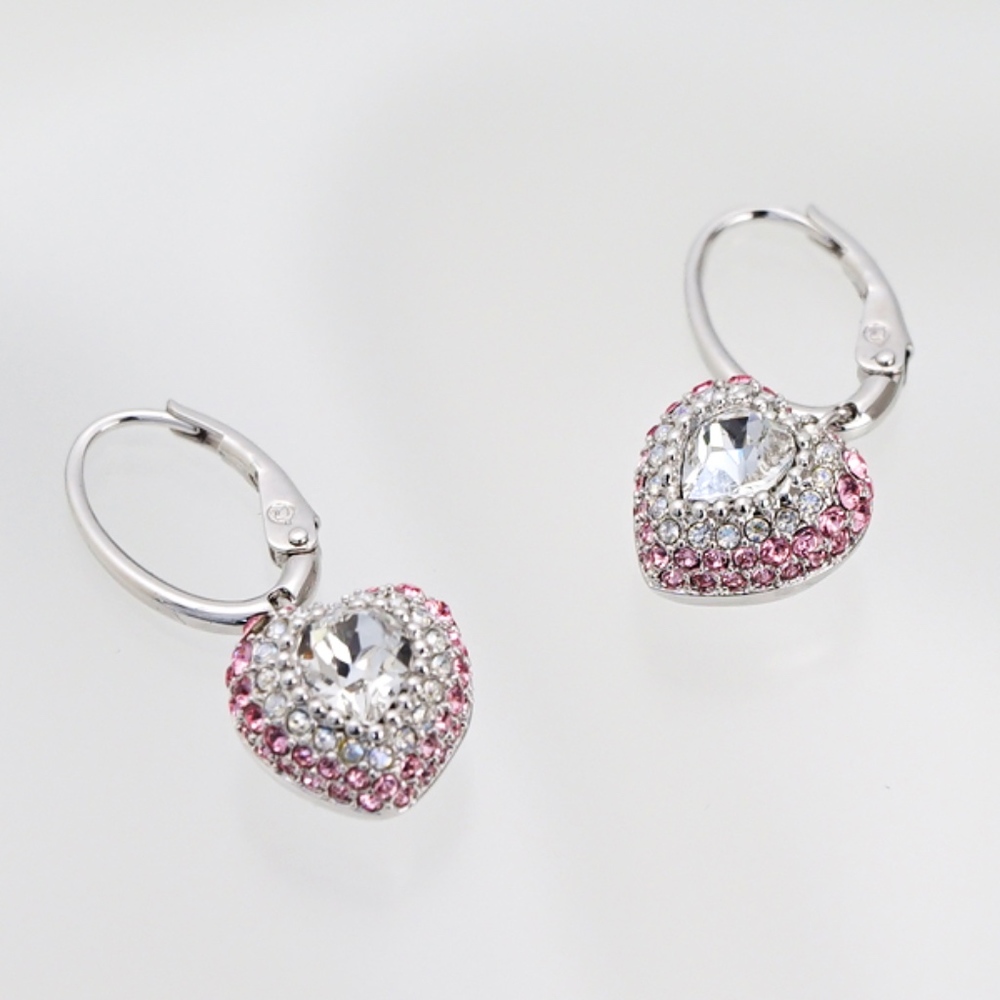 SWAROVSKI CRYSTAL EARRINGS IN ORIGINAL BOX!